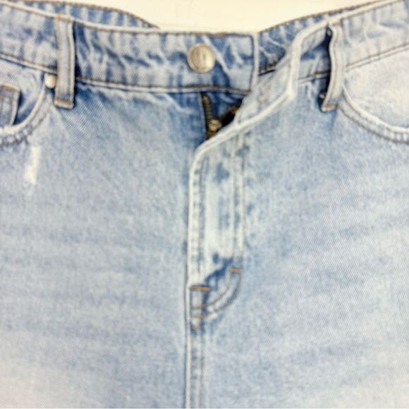 Jelly Jeans Blue 100% Cotton Light Wash Factory Distressed High Rise Denim Short - Picture 6 of 15